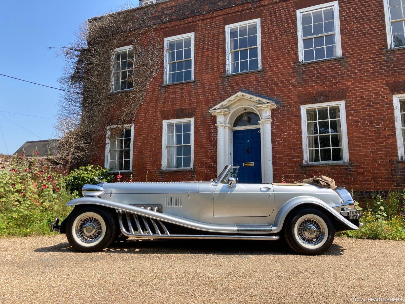 FIT FOR A KING ROYAL CAR