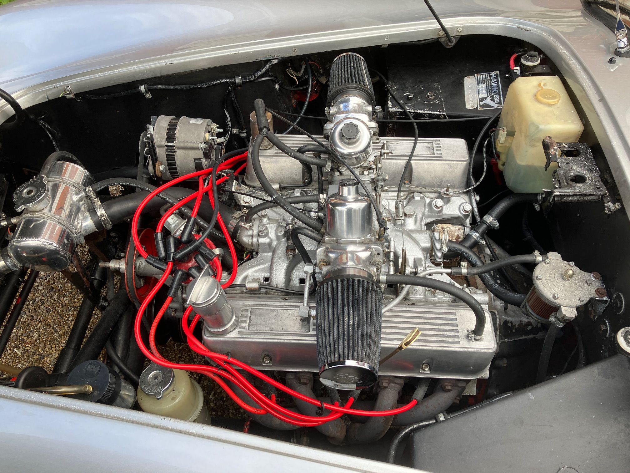 COBRA MG V8 ENGINE