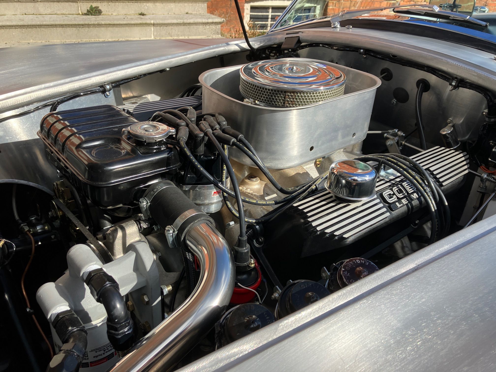 FORD 427 V8 ENGINE COBRA