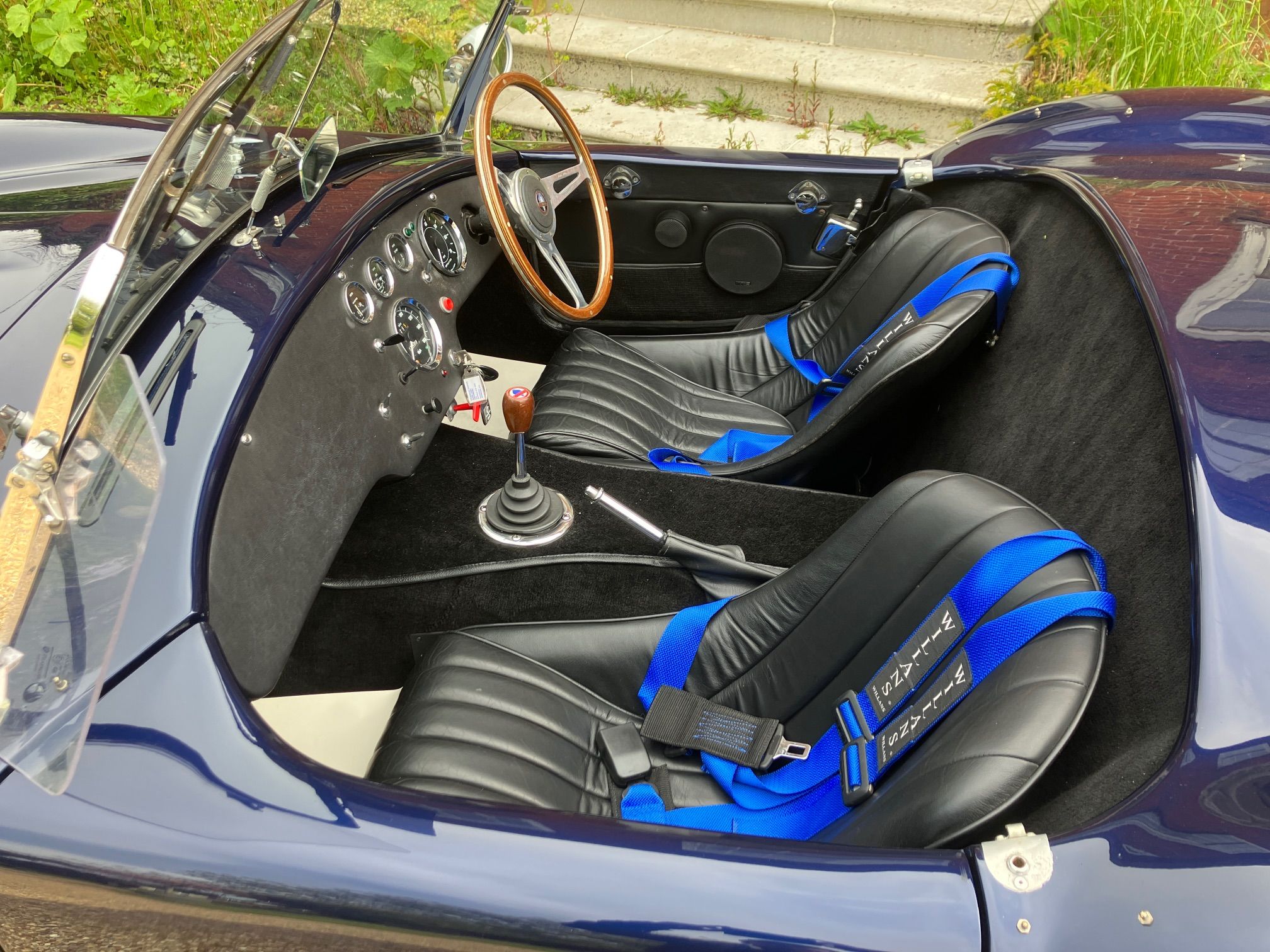 DAX COBRA INTERIOR