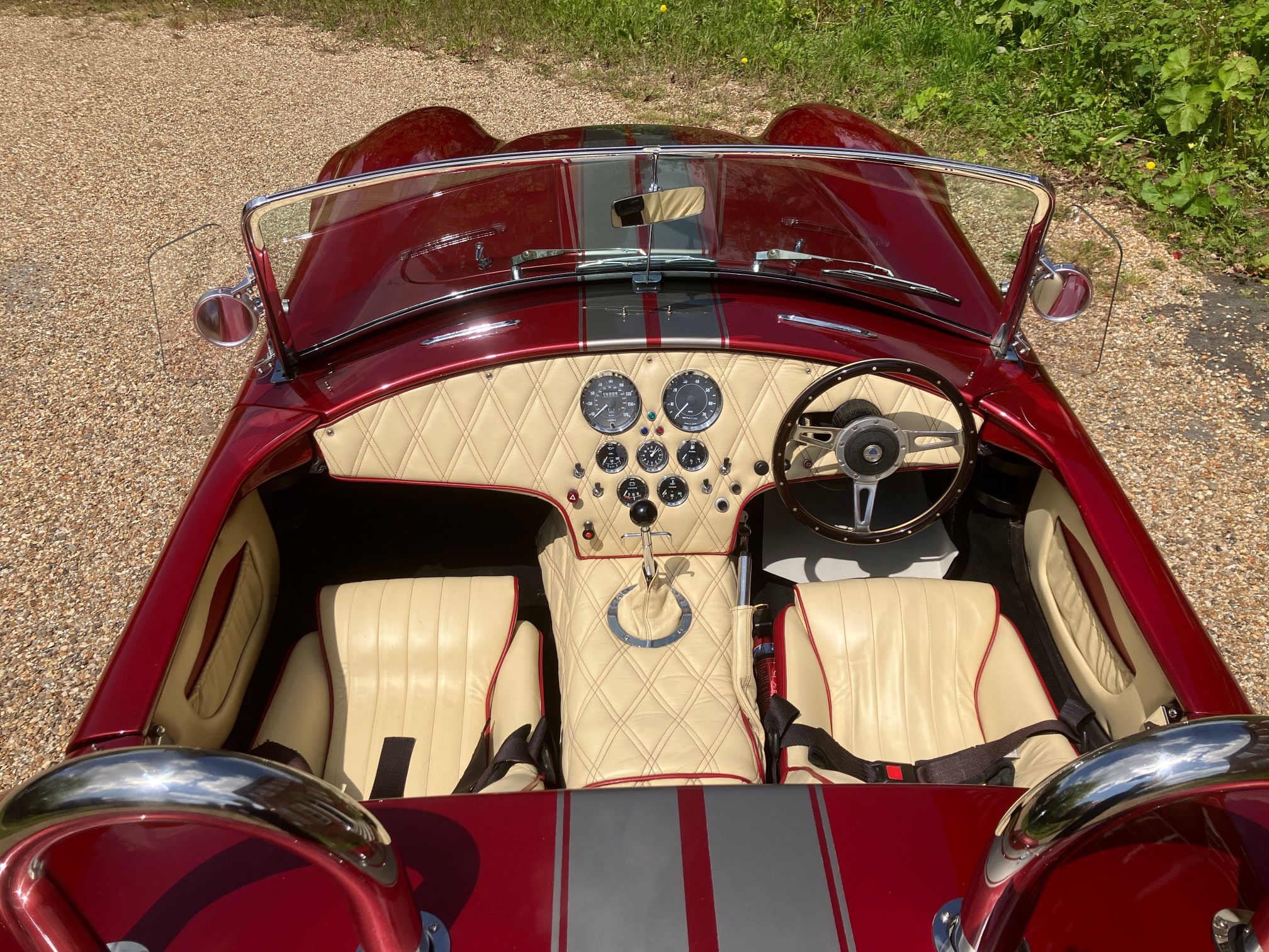 COBRA CREAM LEATHER INTERIOR