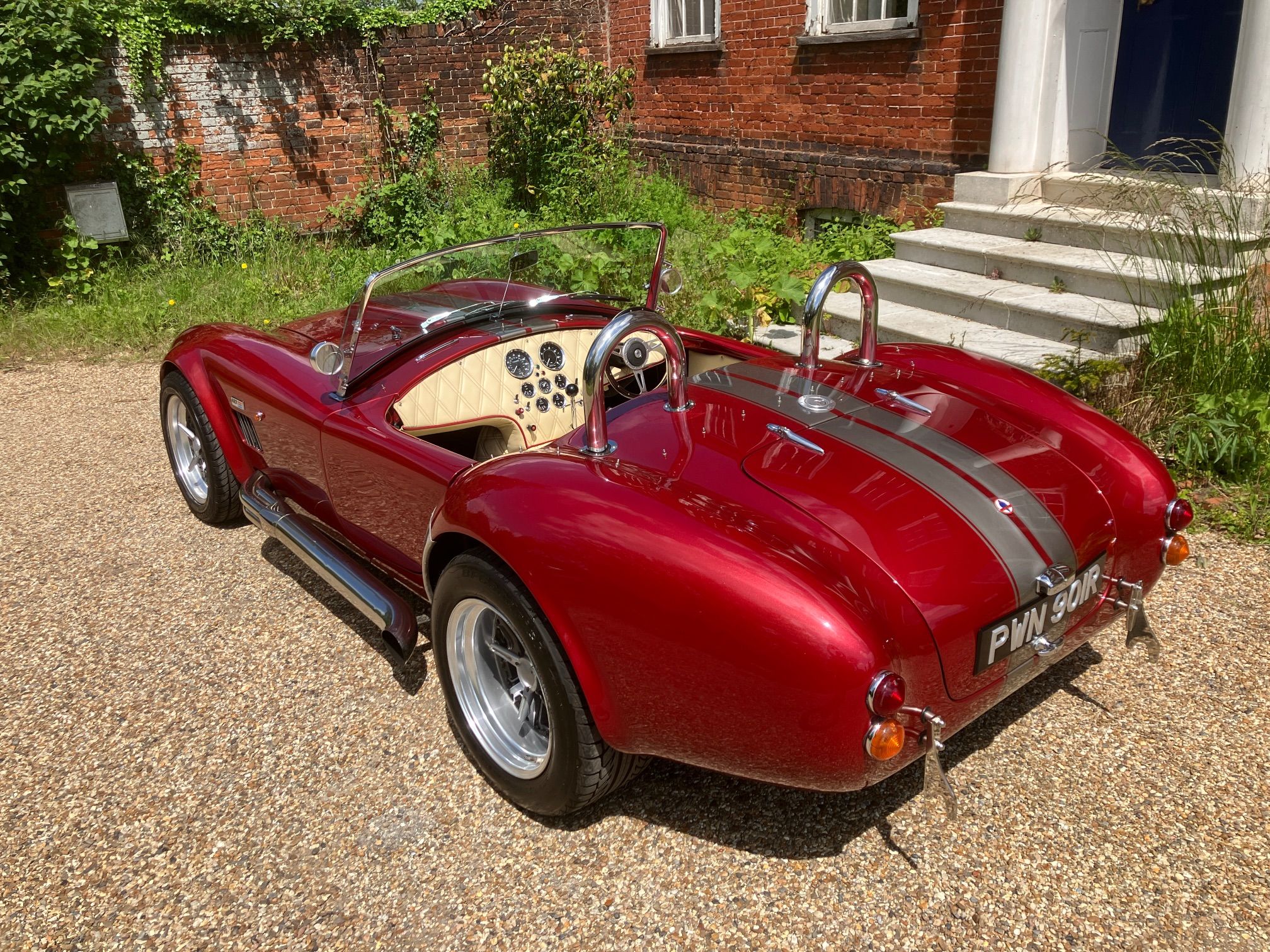 SHELBY COBRA BY ROADCRAFT