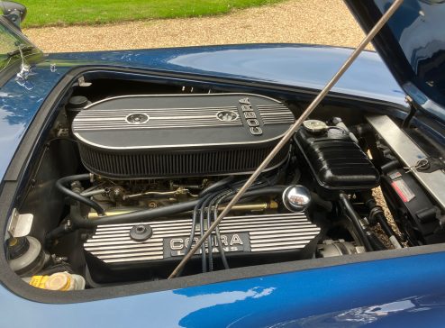 BIG BLOCK COBRA V8