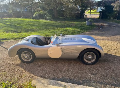 CLASSIC JAGUAR