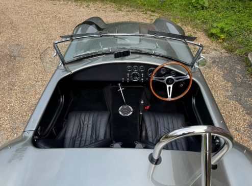COBRA 427 INTERIOR 1