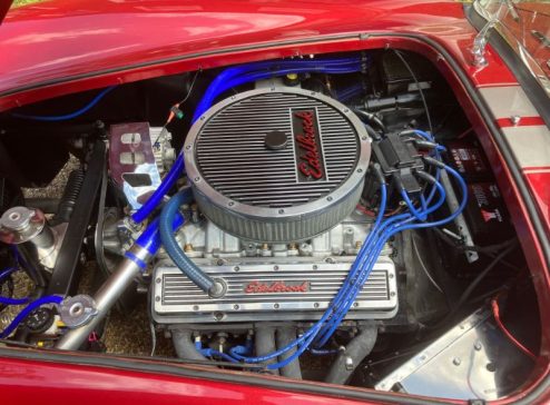 COBRA-CHEVY-V8-EDELBROCK