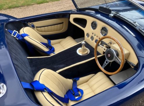 CREAM LETAHER INTERIOR COBRA 427