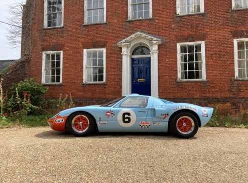 FORD-GT40-GULF-LIVERY-REPLICA