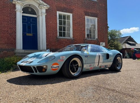 FORD GT40 REPLICA