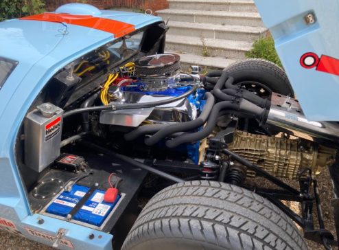FORD-GT40-V8