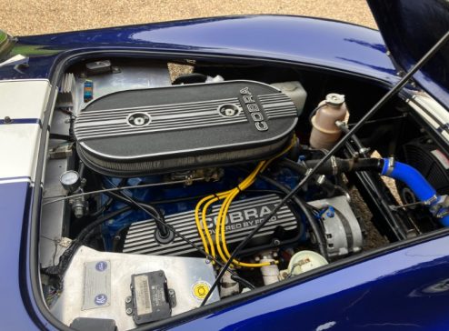 FORD V8 COBRA